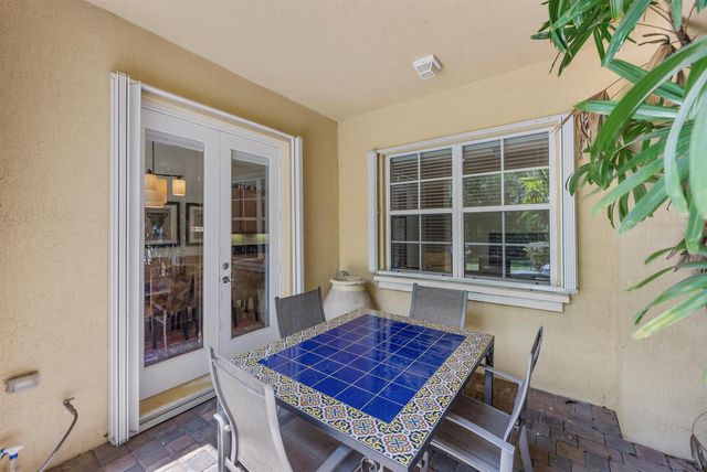 1043 Vintner Boulevard, Palm Beach Gardens, FL 33410