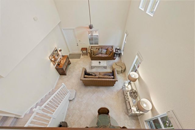 1043 Vintner Boulevard, Palm Beach Gardens, FL 33410