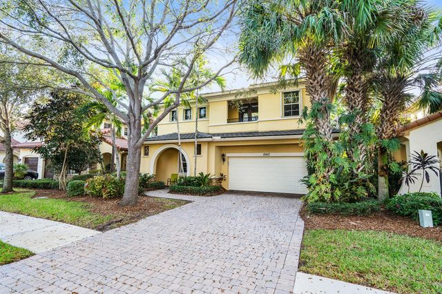 1043 Vintner Boulevard, Palm Beach Gardens, FL 33410