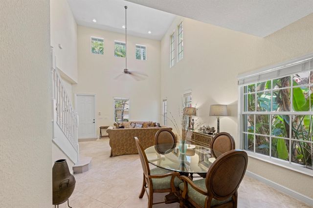 1043 Vintner Boulevard, Palm Beach Gardens, FL 33410