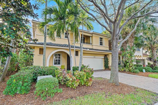 1043 Vintner Boulevard, Palm Beach Gardens, FL 33410