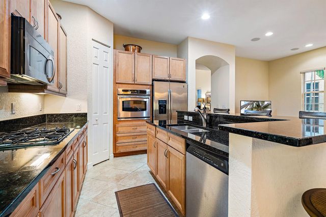 1043 Vintner Boulevard, Palm Beach Gardens, FL 33410