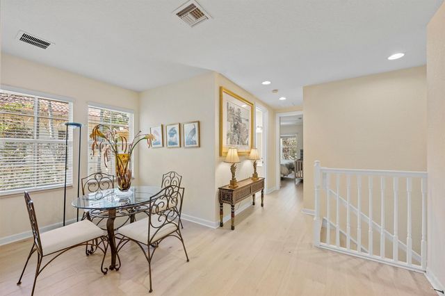 1043 Vintner Boulevard, Palm Beach Gardens, FL 33410