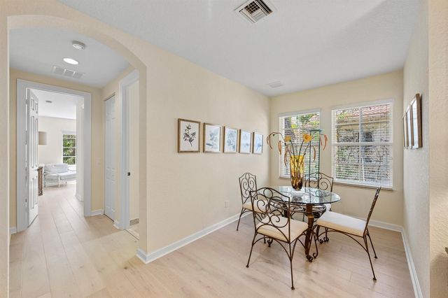 1043 Vintner Boulevard, Palm Beach Gardens, FL 33410