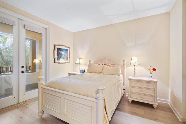1043 Vintner Boulevard, Palm Beach Gardens, FL 33410
