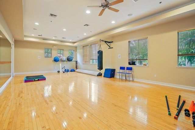 1043 Vintner Boulevard, Palm Beach Gardens, FL 33410