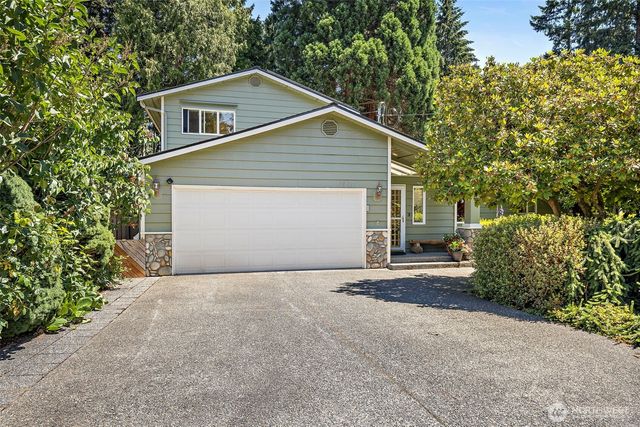 19810 98th Avenue NE, Bothell, WA 98011