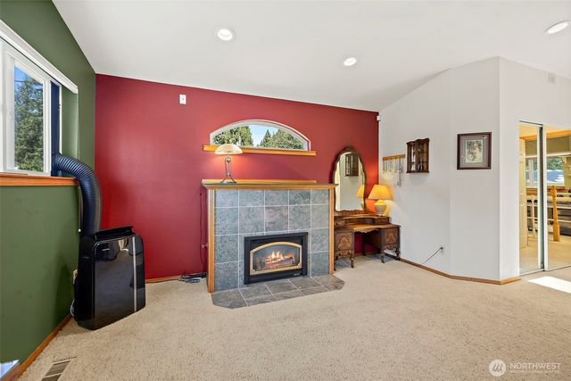 19810 98th Avenue NE, Bothell, WA 98011