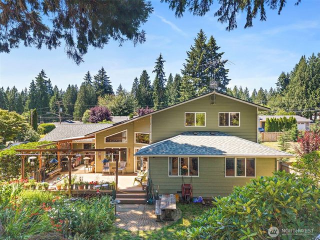 19810 98th Avenue NE, Bothell, WA 98011