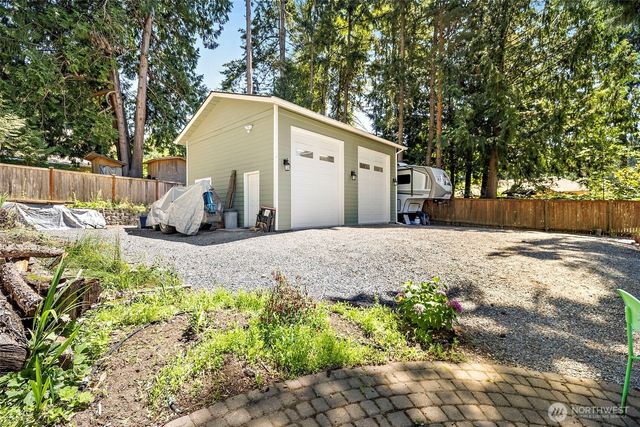 19810 98th Avenue NE, Bothell, WA 98011
