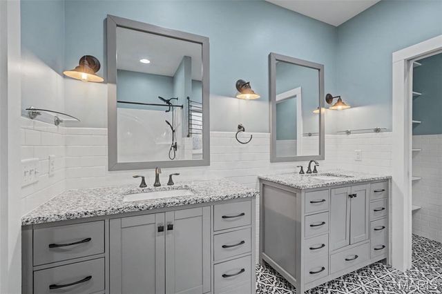 673 W Highway D, Wentzville, MO 63385