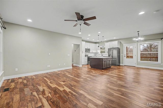 673 W Highway D, Wentzville, MO 63385