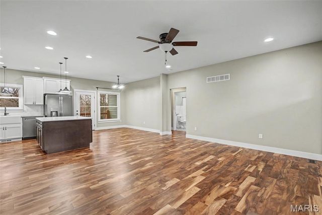 673 W Highway D, Wentzville, MO 63385