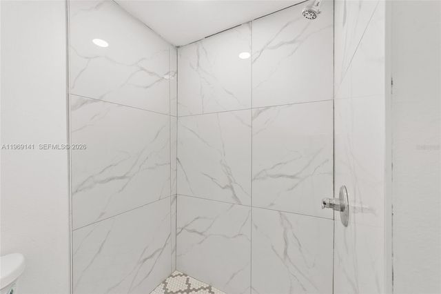 1209 NW 12th Ave, Ocala, FL 34475