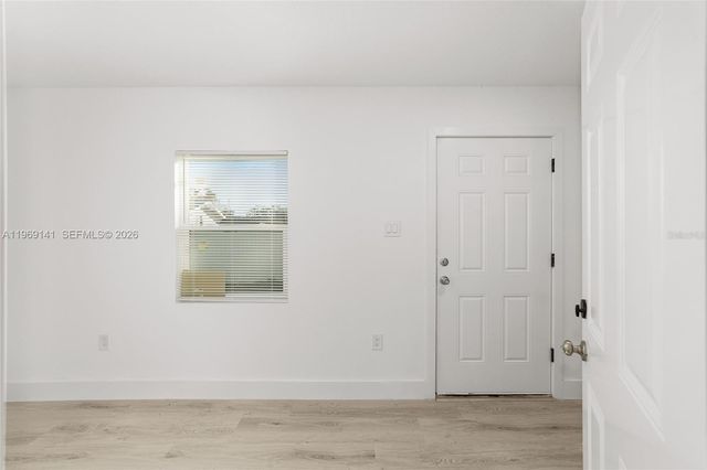 1209 NW 12th Ave, Ocala, FL 34475