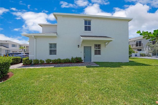 763 SE 17th St, Homestead, FL 33034