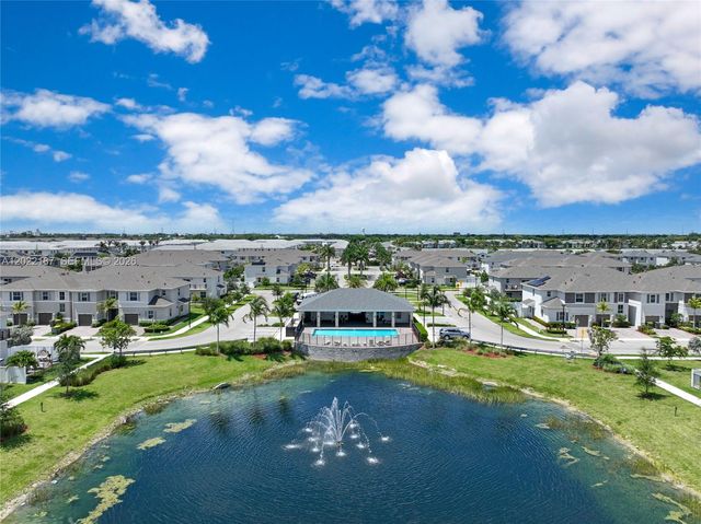 763 SE 17th St, Homestead, FL 33034