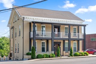 638 Madison St Apt 6, Clarksville, TN 37040