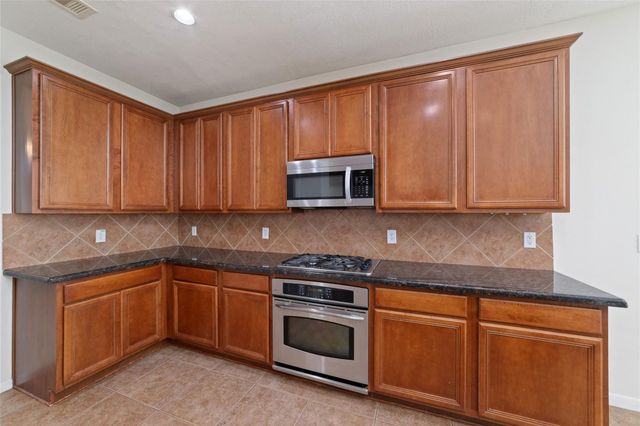 14011 Mohave Way Drive, Cypress, TX 77429