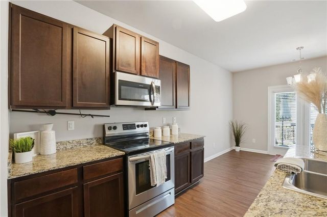 3869 Makeover Court, Atlanta, GA 30349