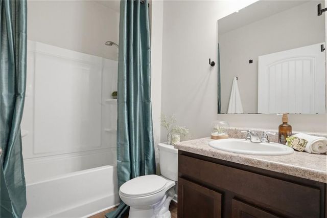 3869 Makeover Court, Atlanta, GA 30349
