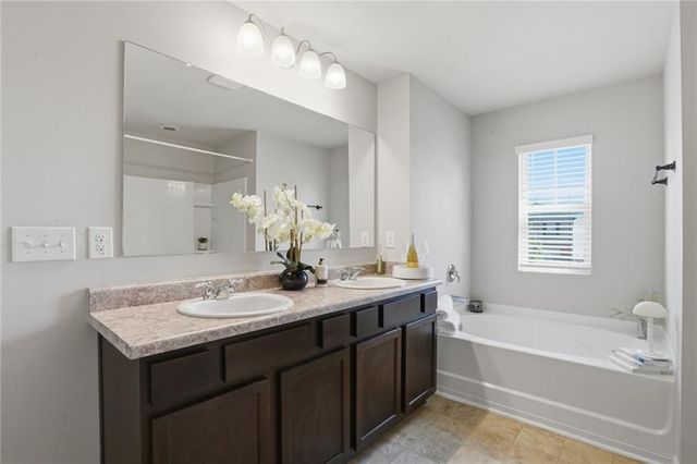 3869 Makeover Court, Atlanta, GA 30349