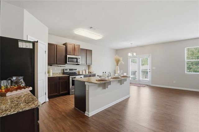 3869 Makeover Court, Atlanta, GA 30349