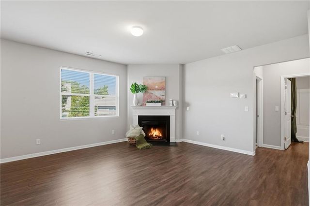 3869 Makeover Court, Atlanta, GA 30349