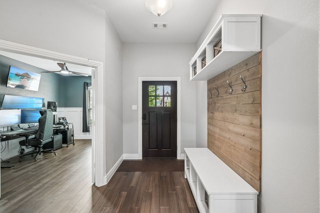 1805 Huntsman Way, Forney, TX 75126