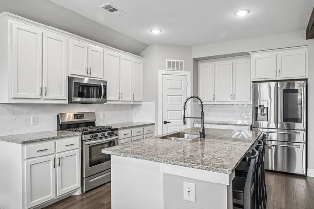 1805 Huntsman Way, Forney, TX 75126