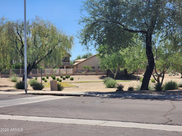 5124 W MONTEREY Street, Chandler, AZ 85226