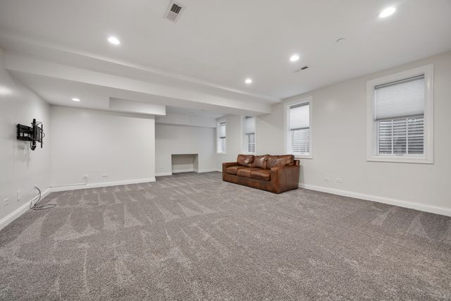 7739 Kenton Avenue, Skokie, IL 60076