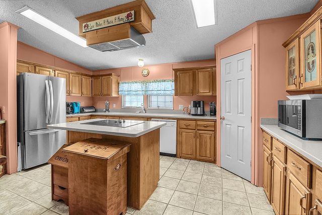 1067 Polson Circle NE, Townsend, GA 31331