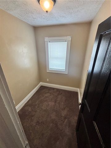 527 Stokes Ave, N Braddock, PA 15104