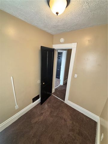 527 Stokes Ave, N Braddock, PA 15104