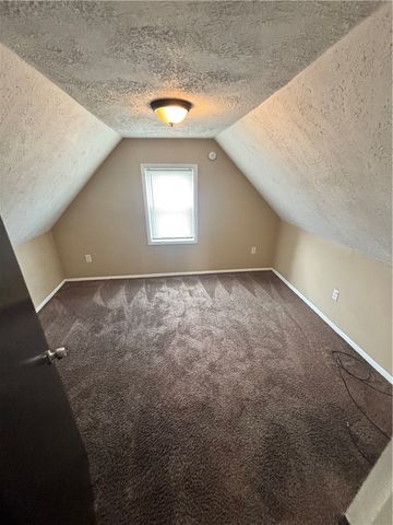 527 Stokes Ave, N Braddock, PA 15104
