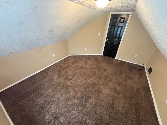 527 Stokes Ave, N Braddock, PA 15104