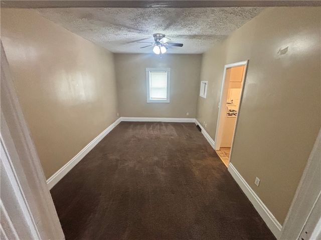 527 Stokes Ave, N Braddock, PA 15104