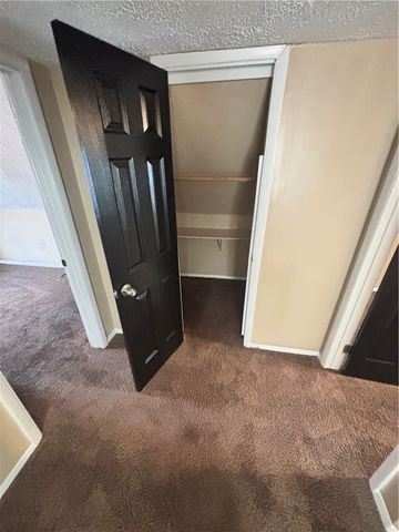 527 Stokes Ave, N Braddock, PA 15104