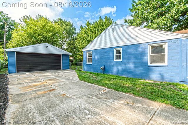 19421 Filmore Street, Southfield, MI 48075
