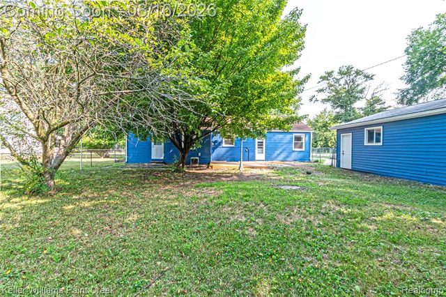 19421 Filmore Street, Southfield, MI 48075