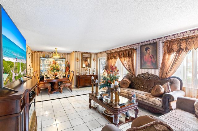4996 Sable Pine Circle A1, West Palm Beach, FL 33417