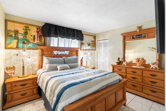 4996 Sable Pine Circle A1, West Palm Beach, FL 33417