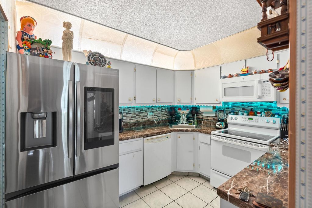 4996 Sable Pine Circle A1, West Palm Beach, FL 33417