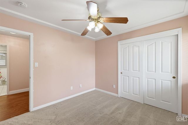 5702 Stageline Drive, Bakersfield, CA 93312