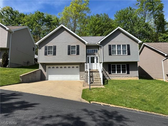 327 Hidden Point Trail Trail, Morgantown, WV 26508