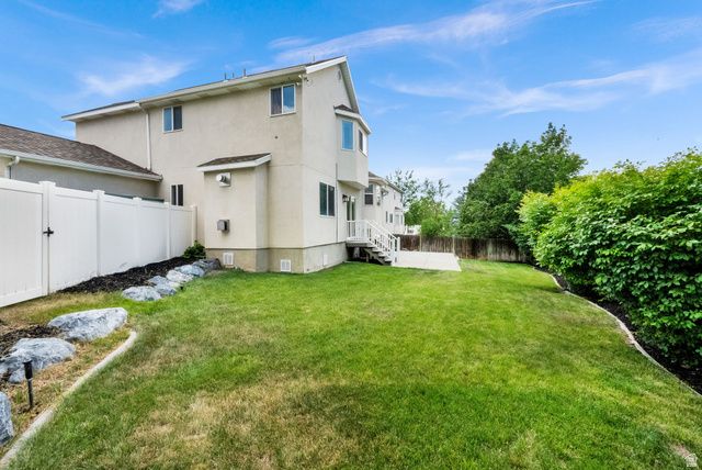 941 E POND RIDGE DR, Draper, UT 84020