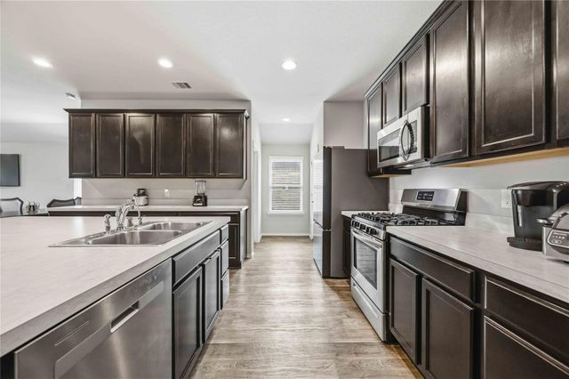714 Ashley Falls Lane, Rosharon, TX 77583