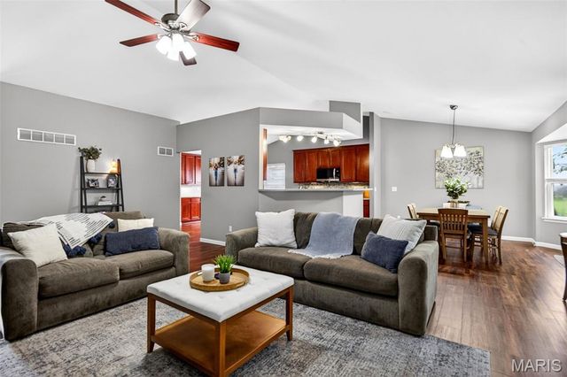 328 Vigilant Street, Wentzville, MO 63385