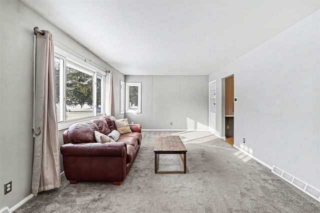 25 Christy Road, Battle Creek, MI 49015